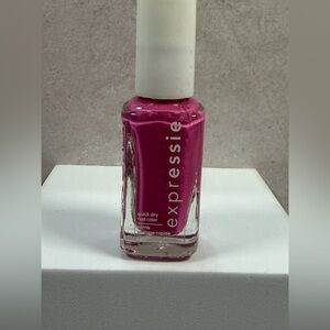 🩷5/$10 Expressie Quick Dry Nail Color — Pink
